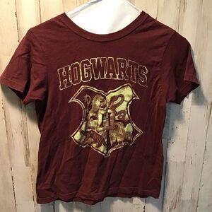 Harry Potter, Hogwarts shirt, youth size ￼large